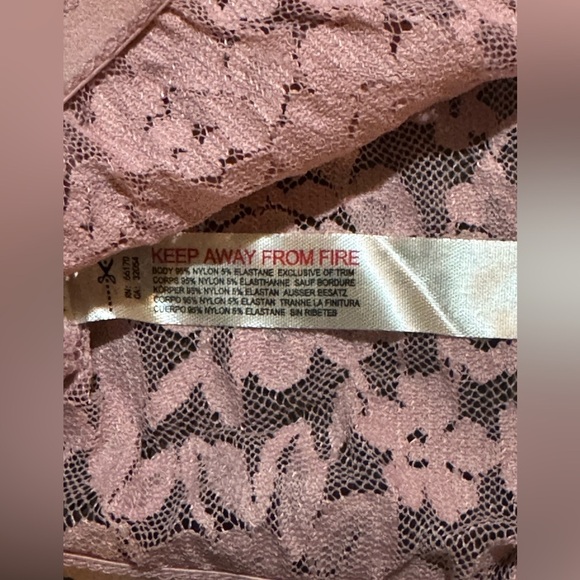 Free People All Day Lace Sleep Capri Misty Rose , SZMed Loungewear Lace NWT - Picture 9 of 9